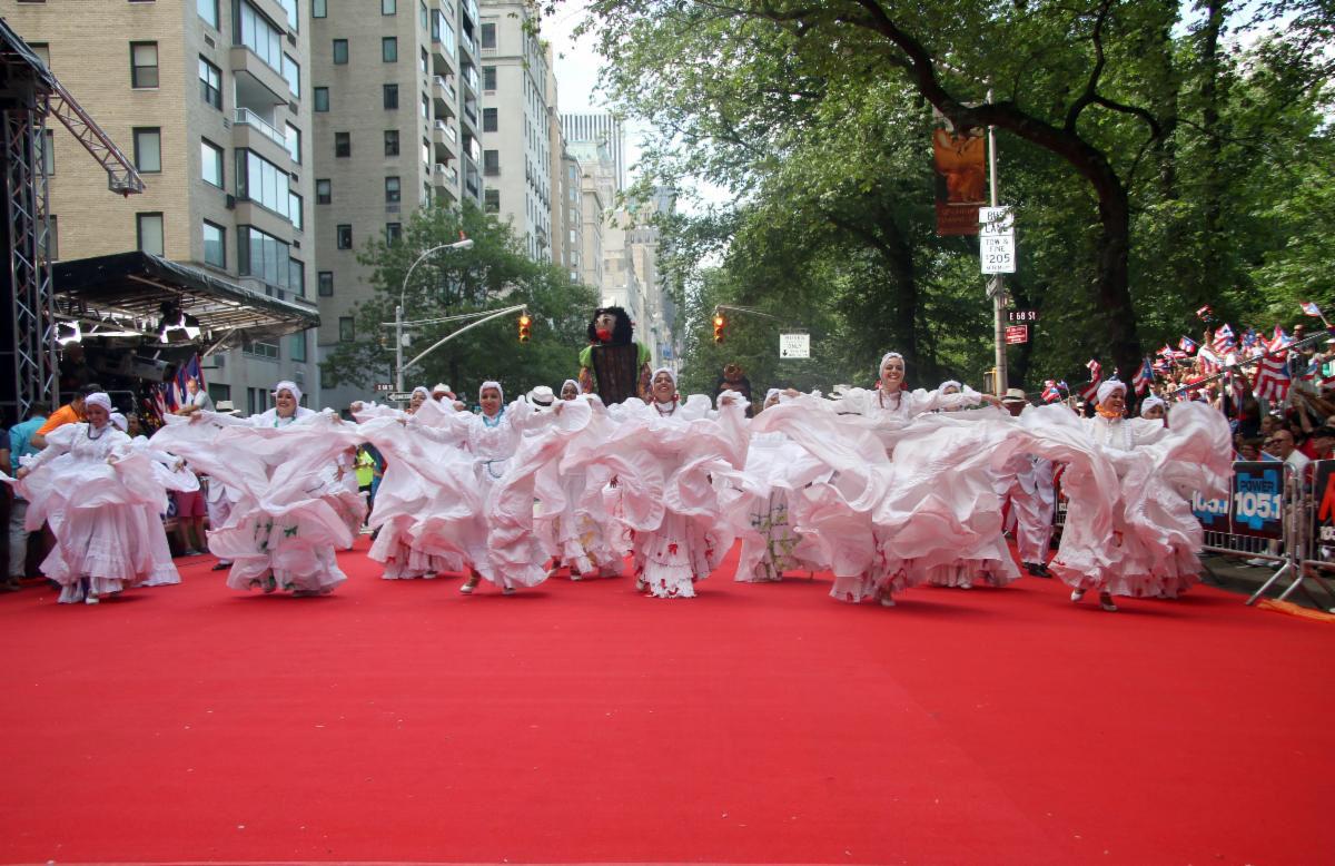 Puerto Rican Culture On Display At Macy S Thanksgiving Day Parade Bionic Buzz